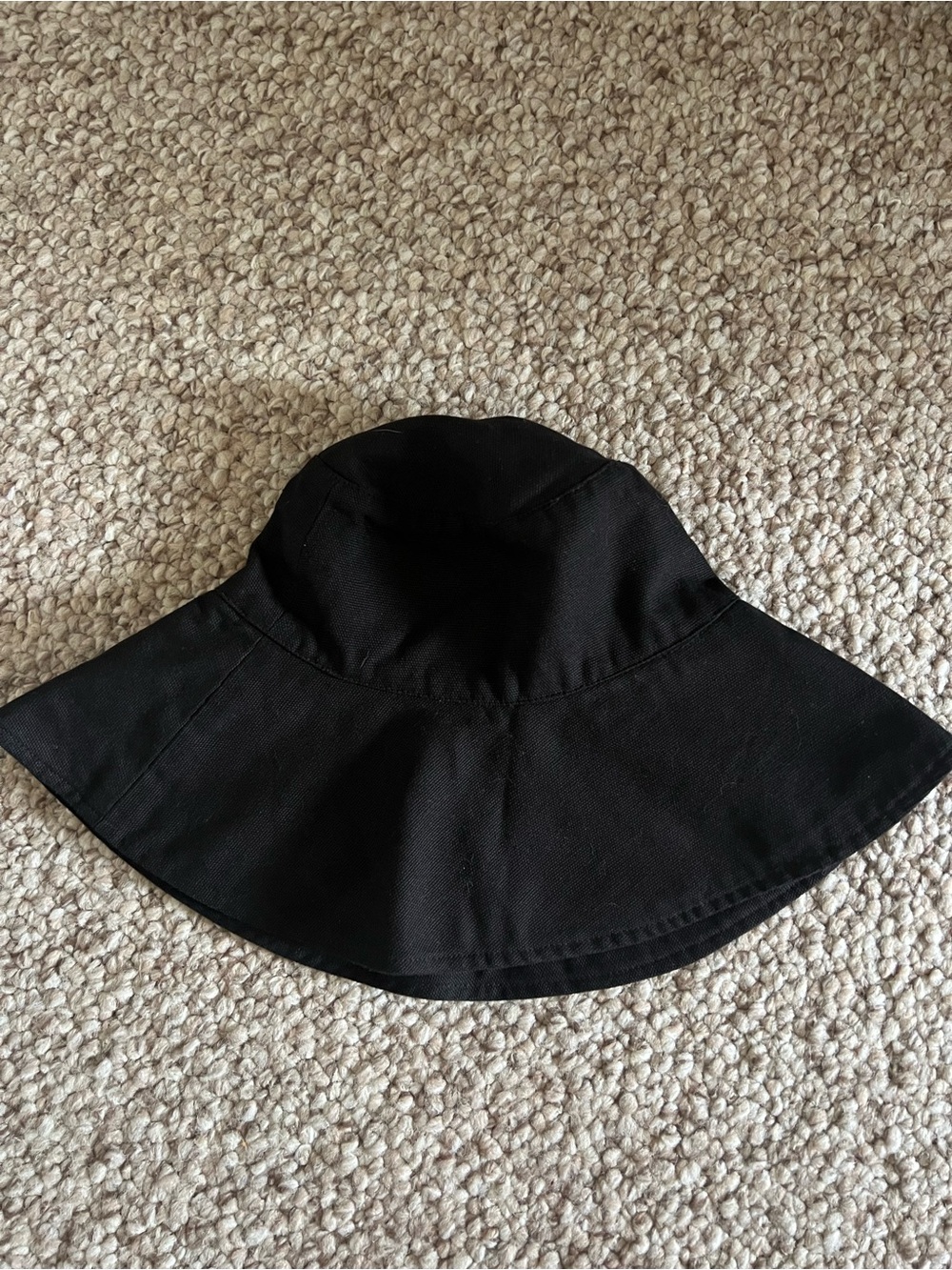 Black Wide Brim Bucket Hat Cotton